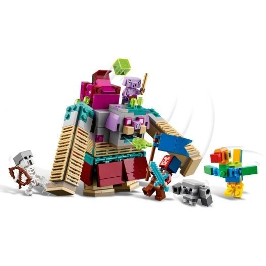 Конструктор LEGO Minecraft Сутичка з пожирачем (21257) 21257 фото
