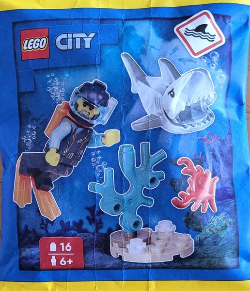 Конструктор з мініфігуркою LEGO City Diver and Shark (952406), полібег 952406 фото