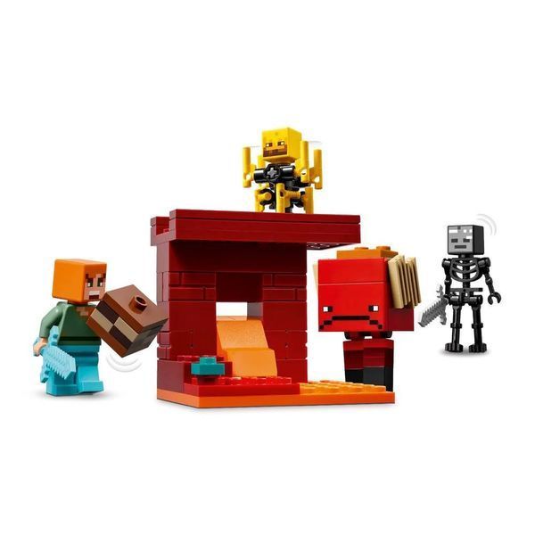 Конструктор LEGO Minecraft Битва со скамейкой в ​​Незере (21266) 21266 фото