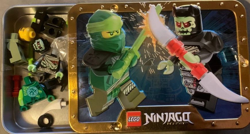 LEGO NINJAGO: Ллойд против Костяного воина &mdash; набор в металлической коробке (112325) 112325 фото