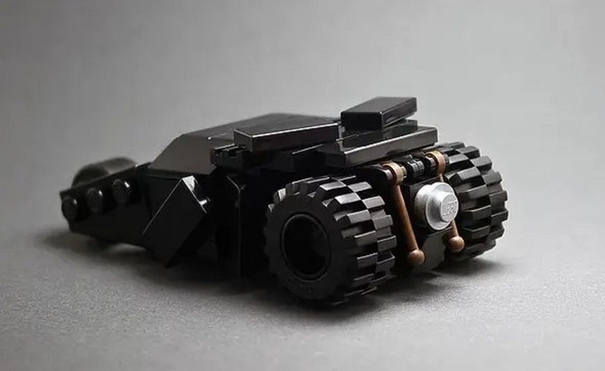 LEGO Super Heroes: Бетмобіль Tumbler &mdash; набір (212328), полібег 212328 фото